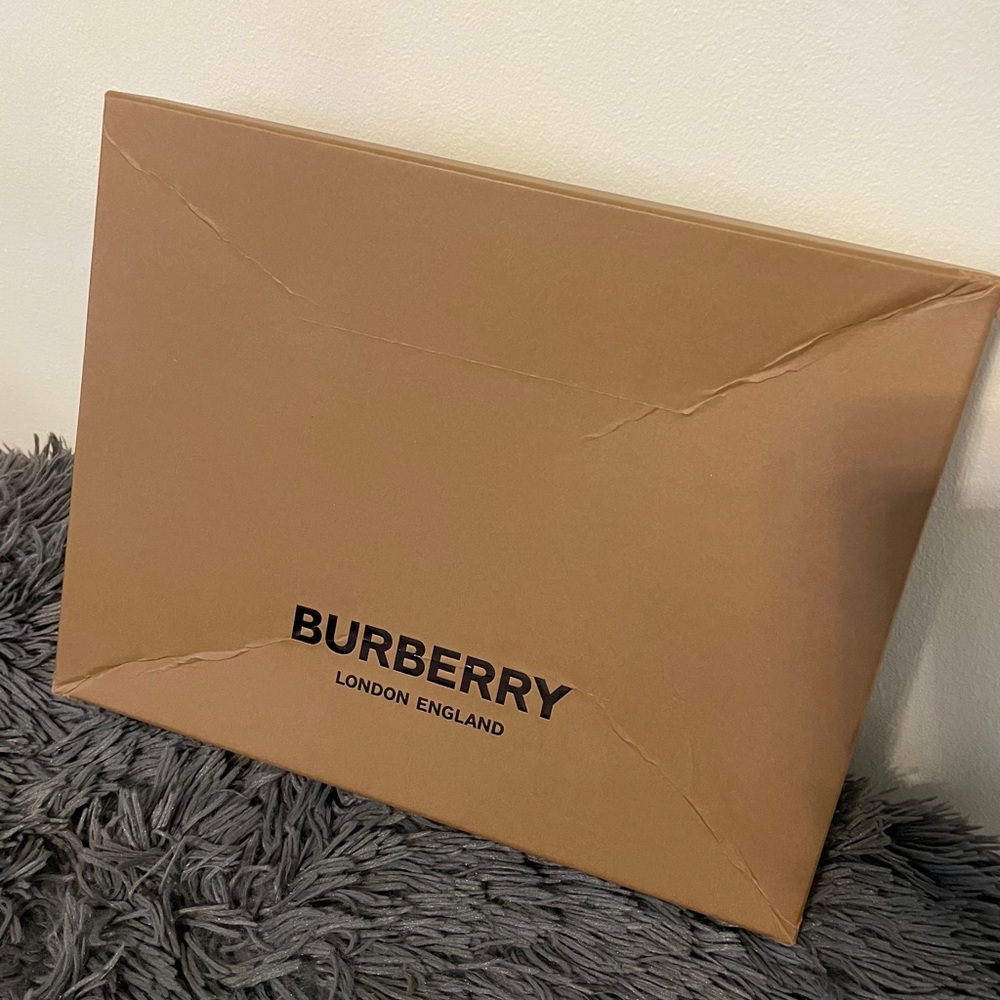 Burberry Box